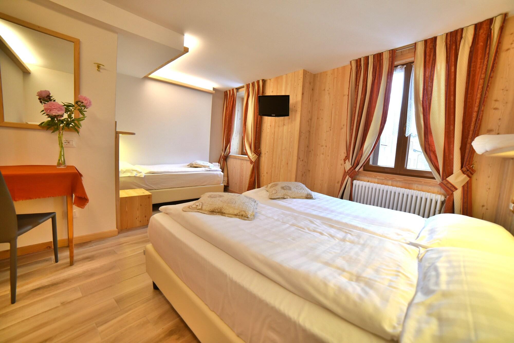 Albergo Stelvio Bormio Exterior photo